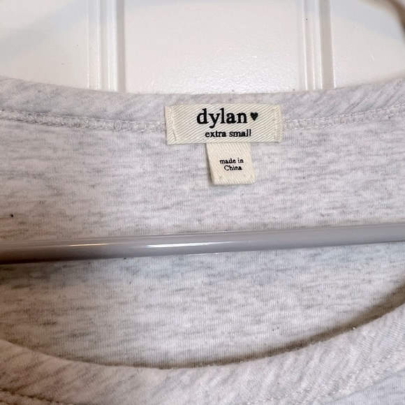 Dylan by True Grit Grey Top - Picture 2 of 4